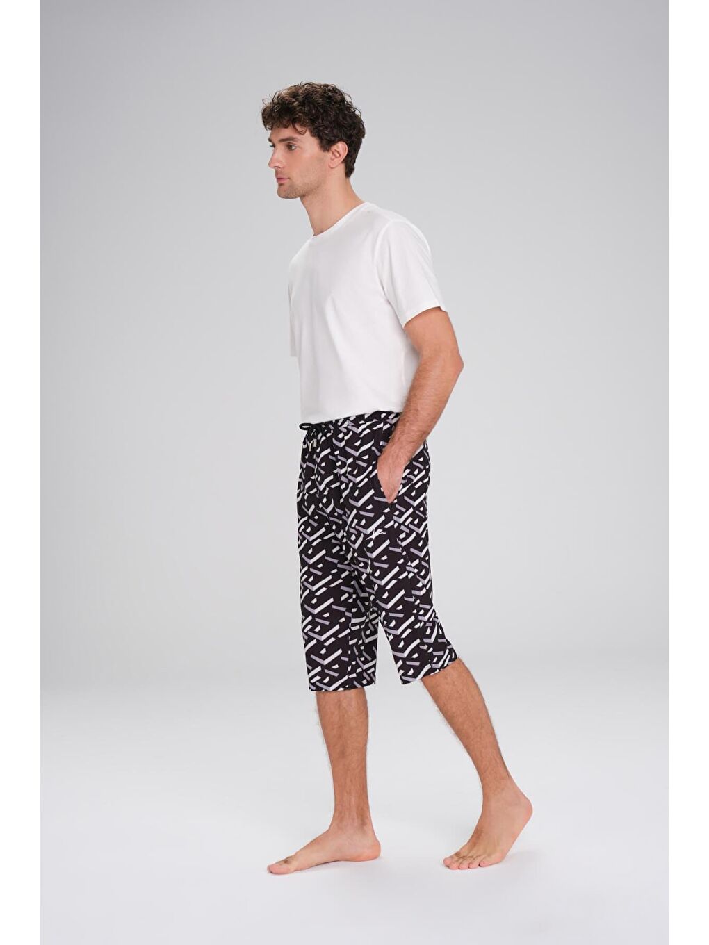 Desenli Siyah Uzun Erkek Havuz Ve Deniz Şortu 2417-3