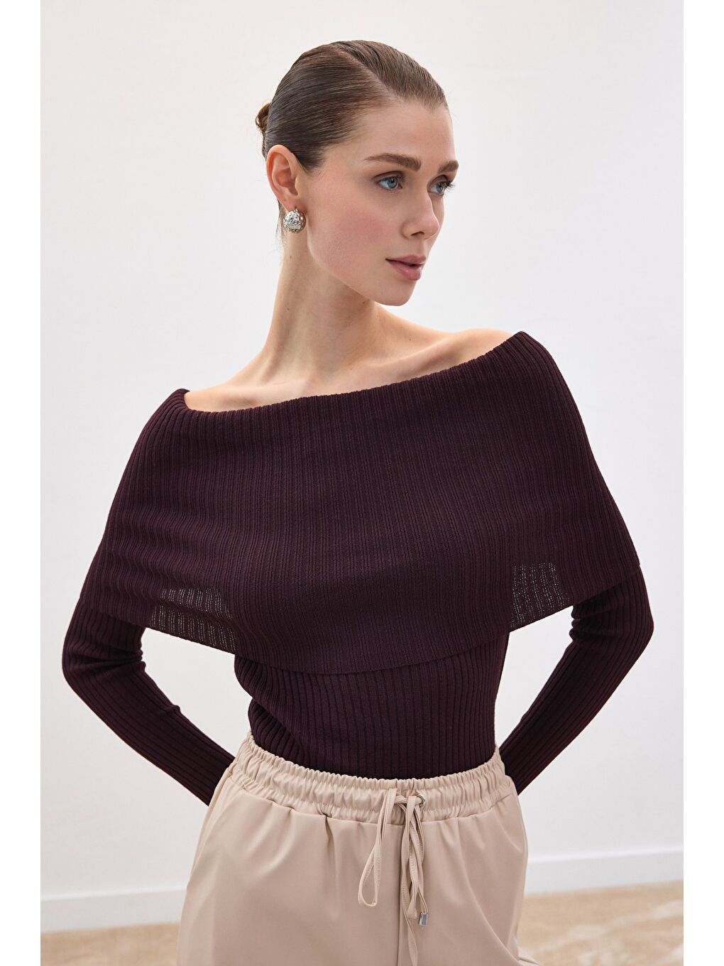 Madonna Yaka Triko - Mürdüm-4