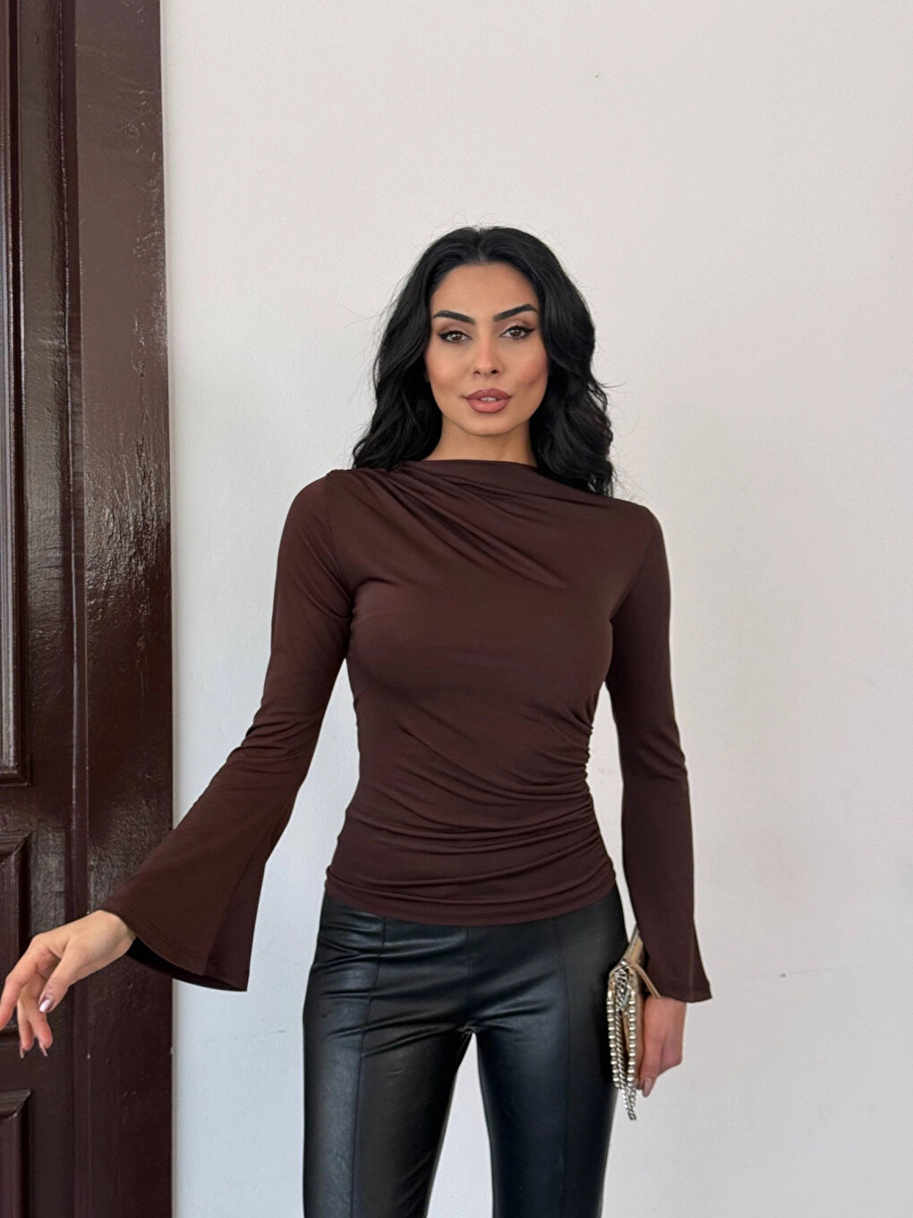 Kadın Kahverengi Drape Detaylı İspanyol Kol Sany Bluz HZL25W-FRY123431-2