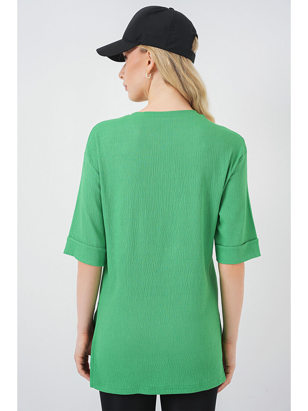 4332 Yanı Yırtmaçlı Örme Tişört - Yeşil-5