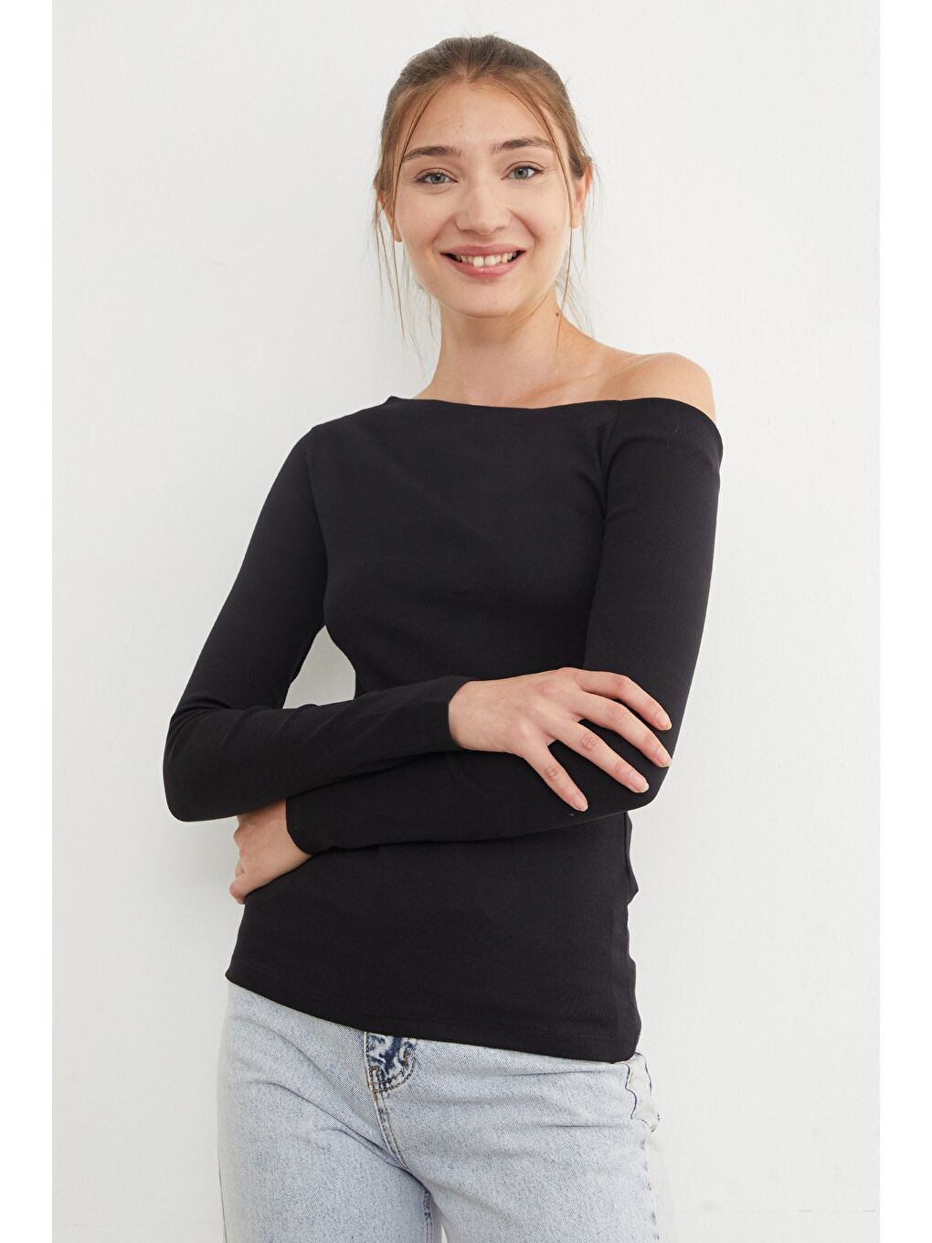 Siyah Basic Kayık Yaka Modal Bluz-2