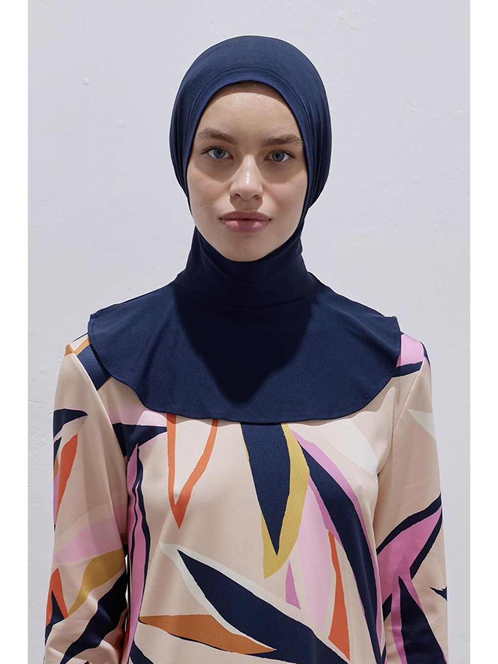 Boyunluklu Yüzücü 25 Bone Lacivert-1