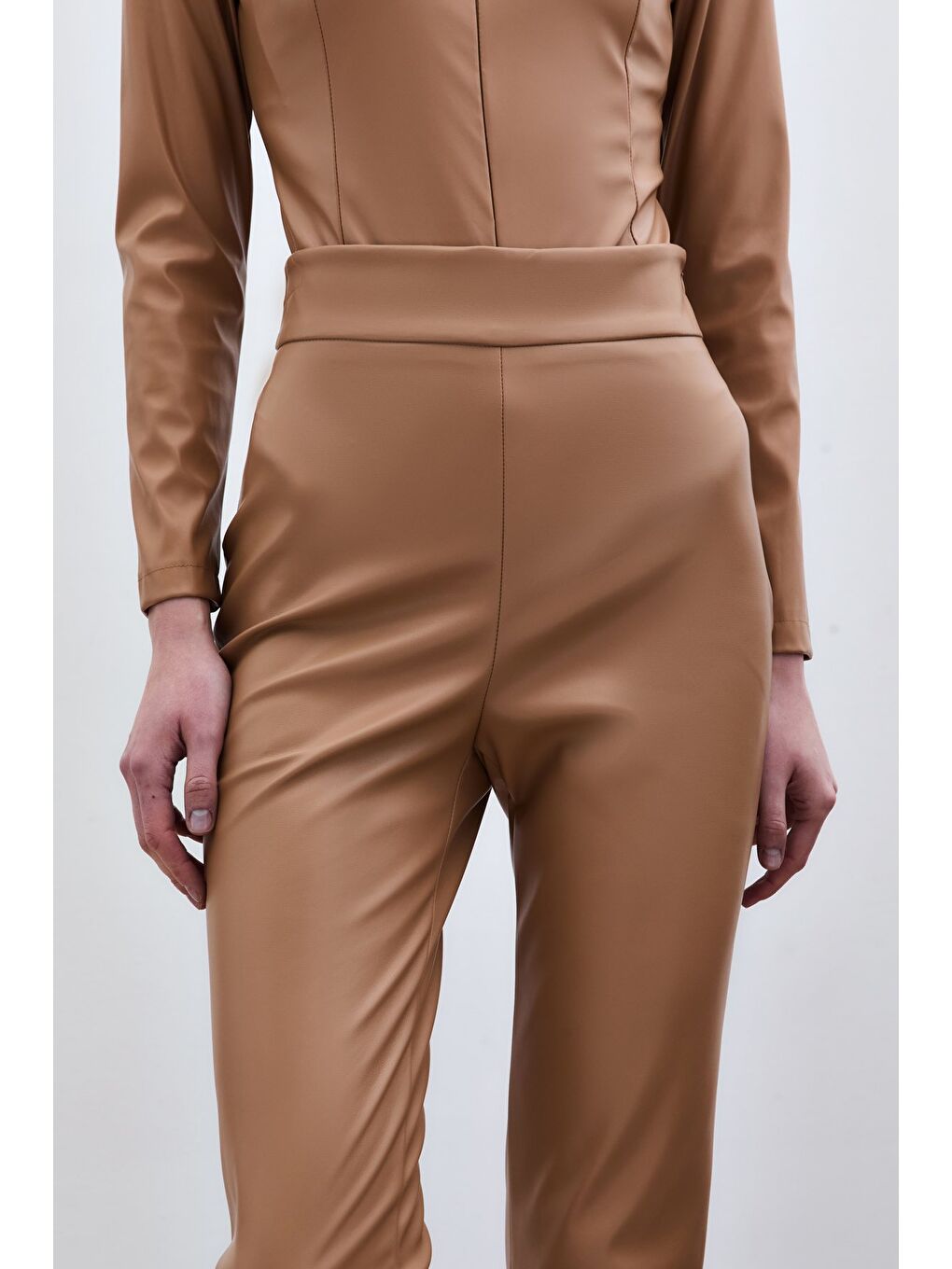 Kahverengi Yüksek Bel Deri Pantolon - Camel-3