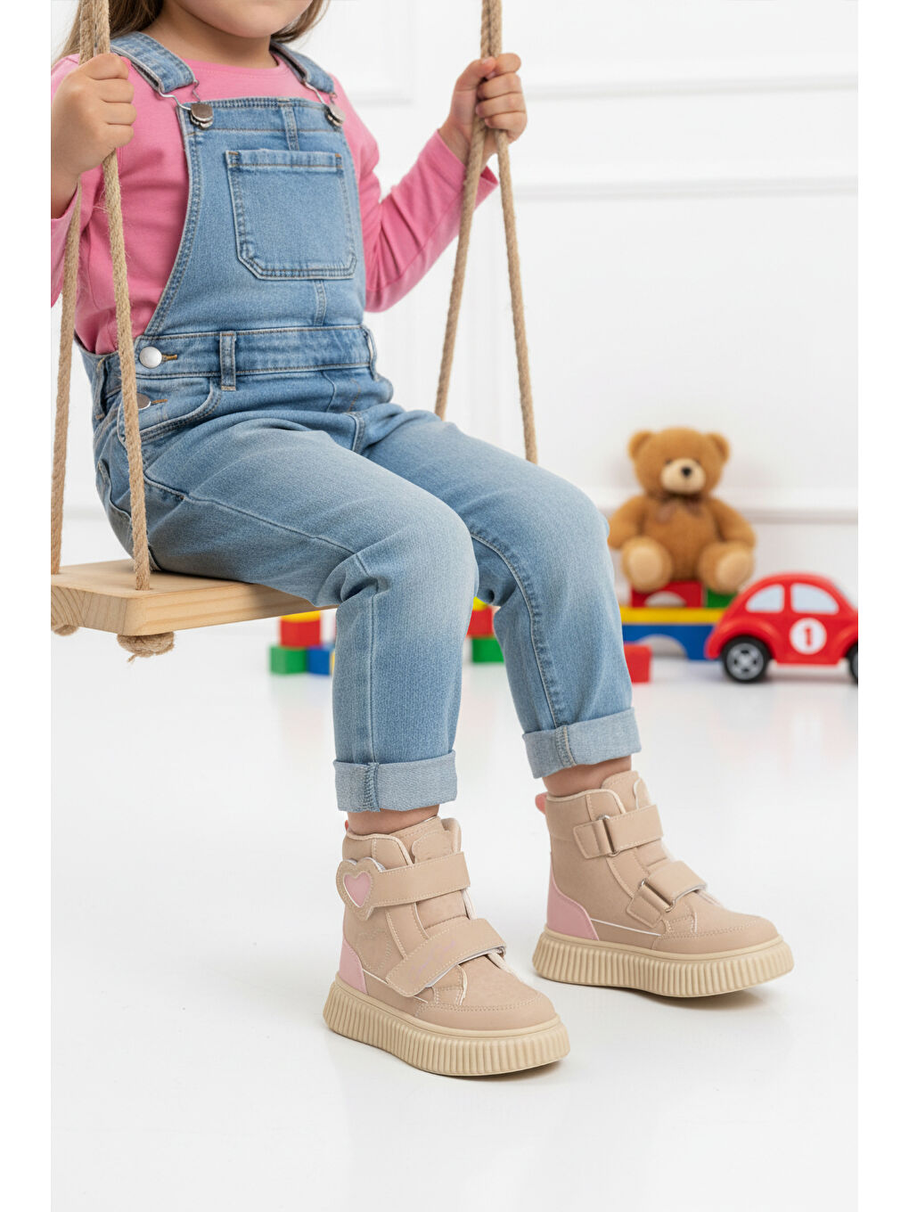 Bej Cırtlı Desenli Kaymaz Taban Kız Çocuk Bot Alalis P