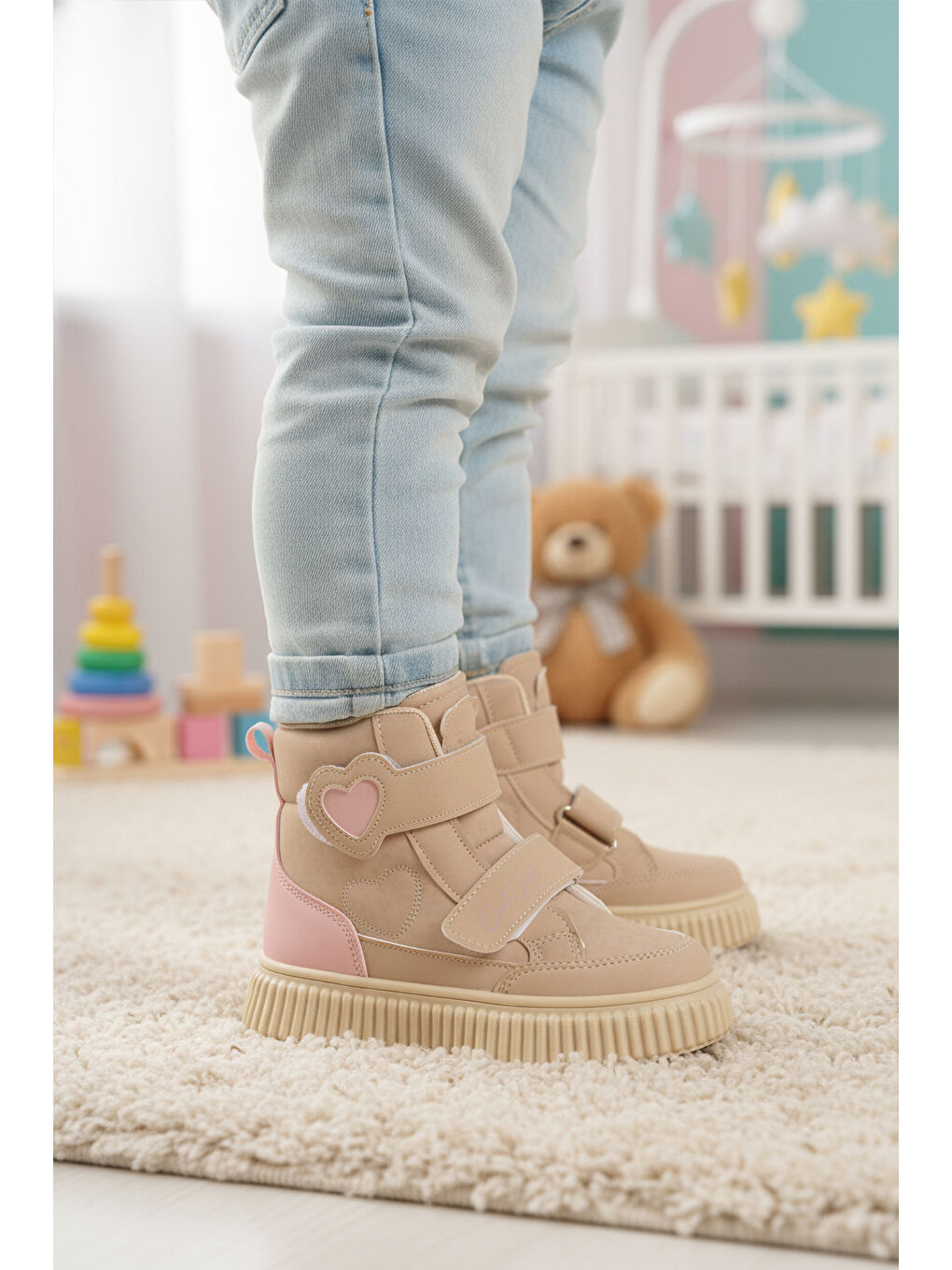 Bej Cırtlı Desenli Kaymaz Taban Kız Çocuk Bot Alalis P-2