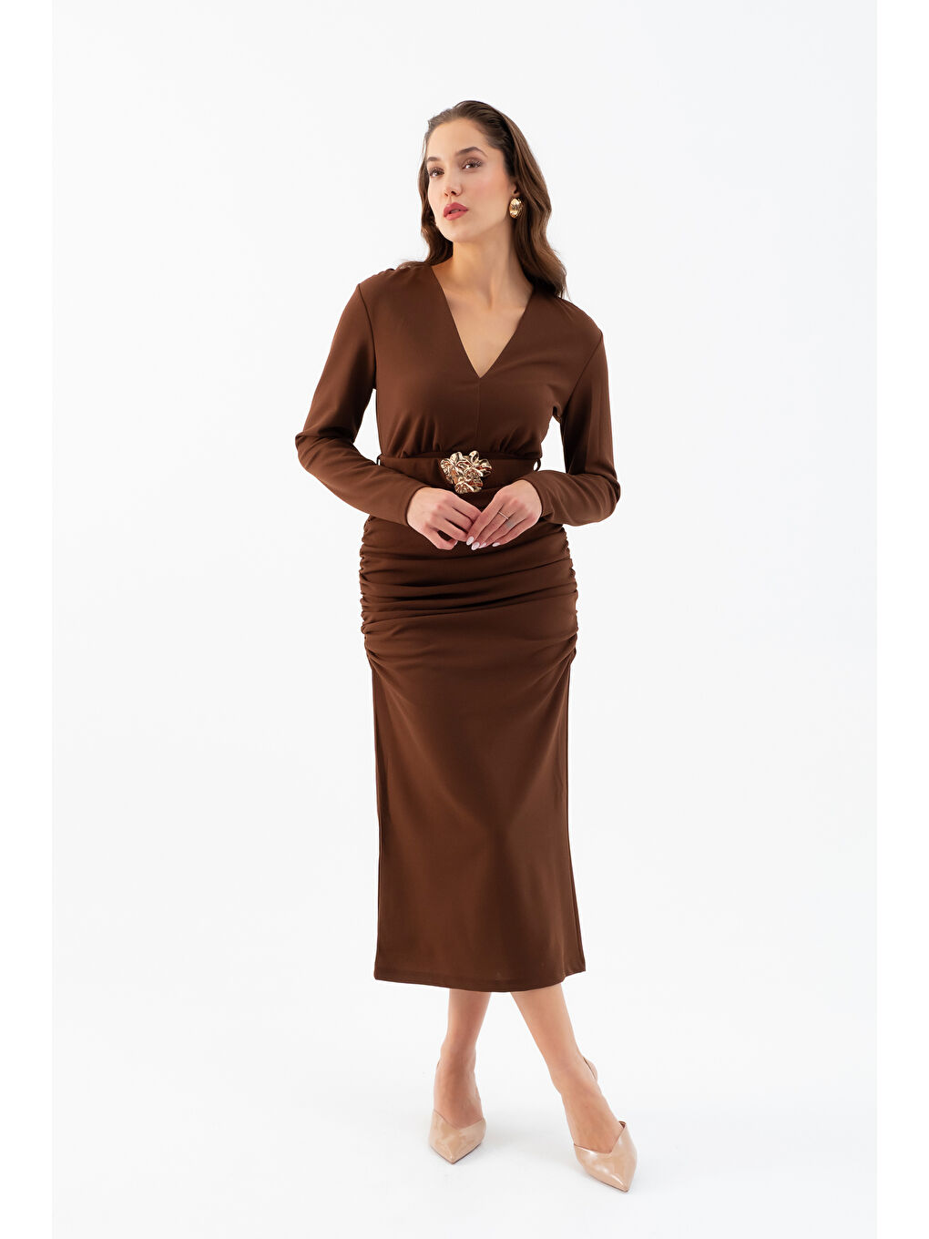 Kadın Kahverengi Kemerli Büzgü Detay Uzun Elbise-1