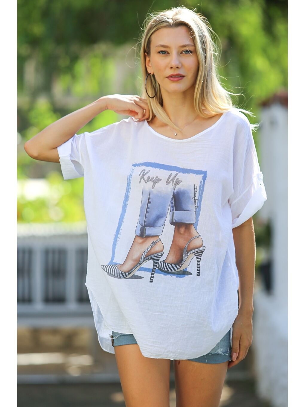 İtalyan Beyaz Kayık Yaka Kısa Kol Etek Ucu Oval Baskılı Pamuklu Dokuma Casual Bluz-3