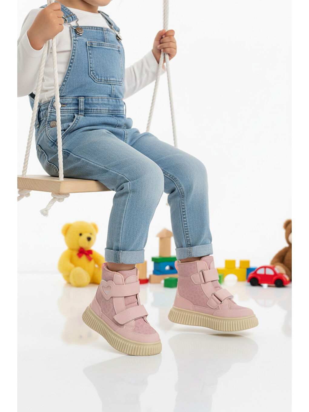 Pembe Pudra Cırtlı Desenli Kaymaz Taban Kız Çocuk Bot Alalis P