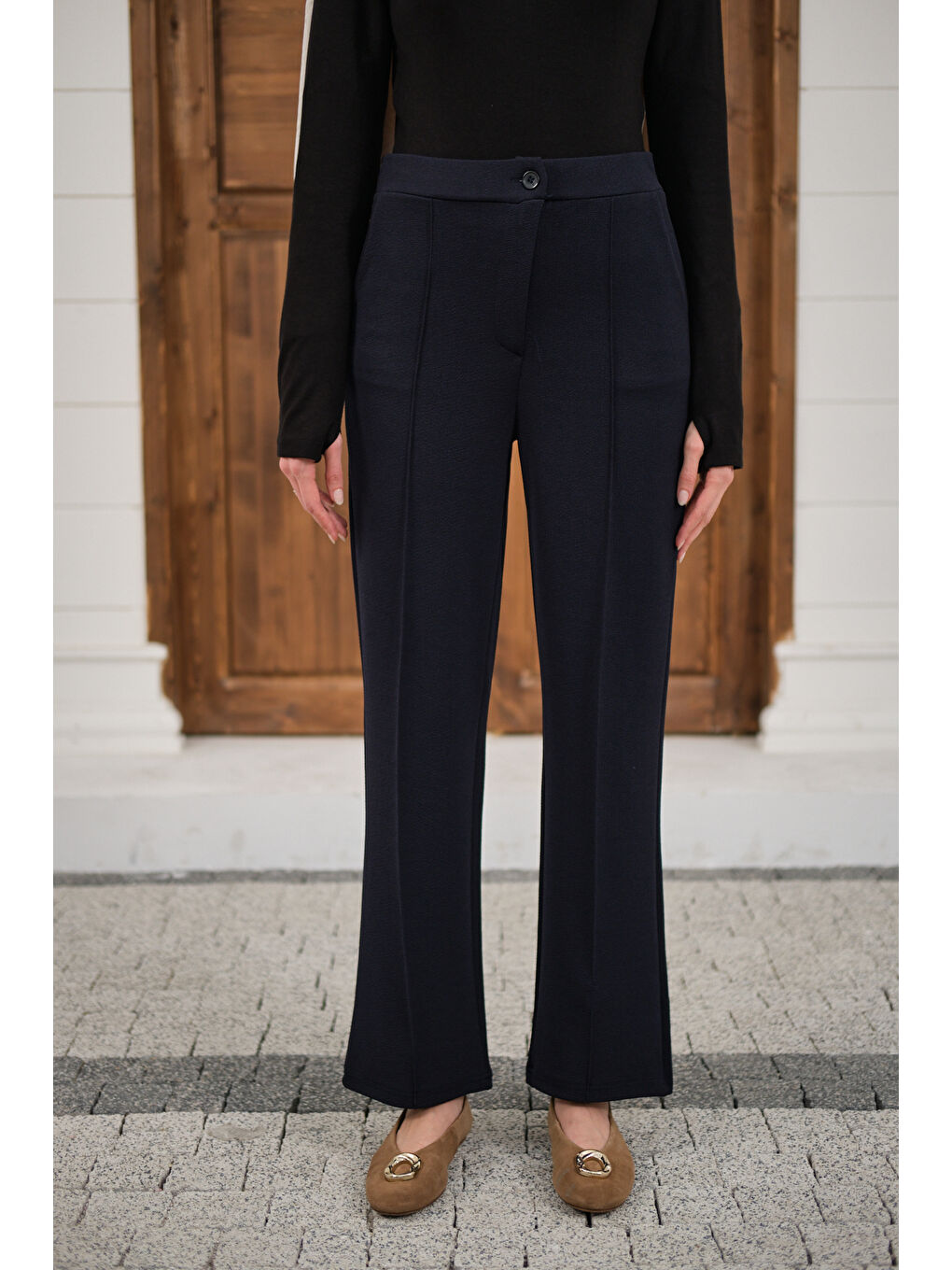 Kadın Çima Detay Düğmeli Kumaş Pantolon Lacivert-3