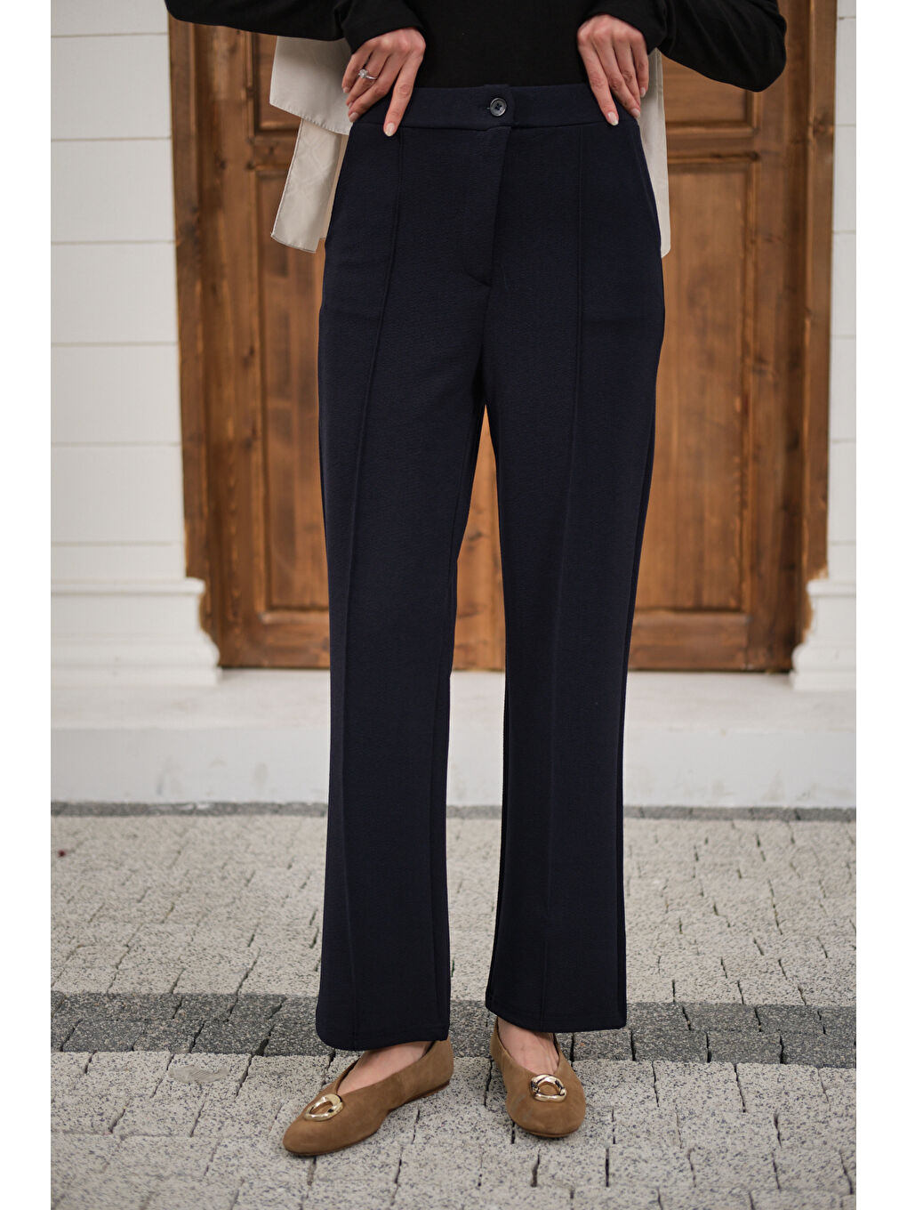 Kadın Çima Detay Düğmeli Kumaş Pantolon Lacivert-4