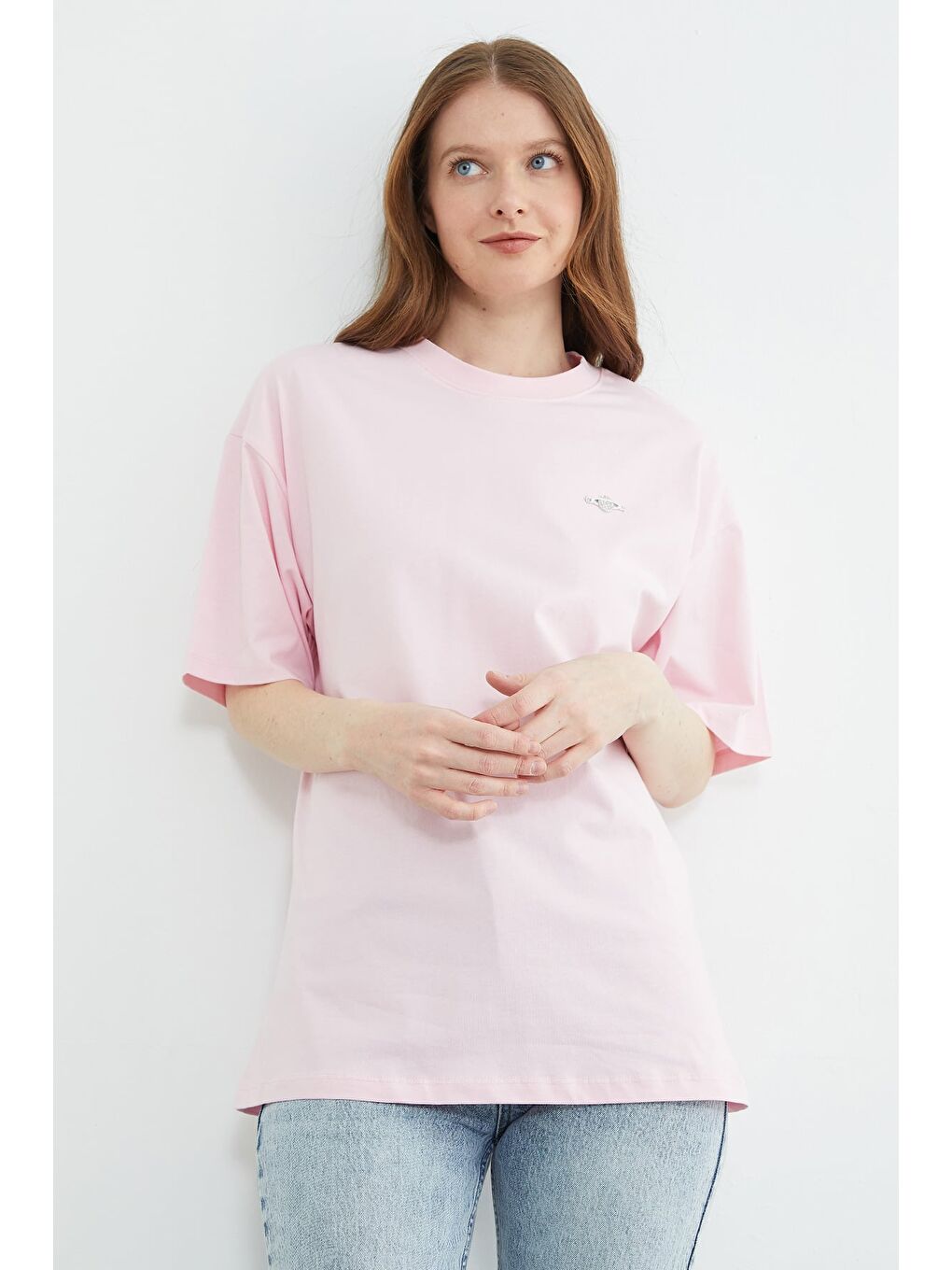 Pembe Metal Aksesuarlı Bisiklet Yaka Salaş Tişört-1