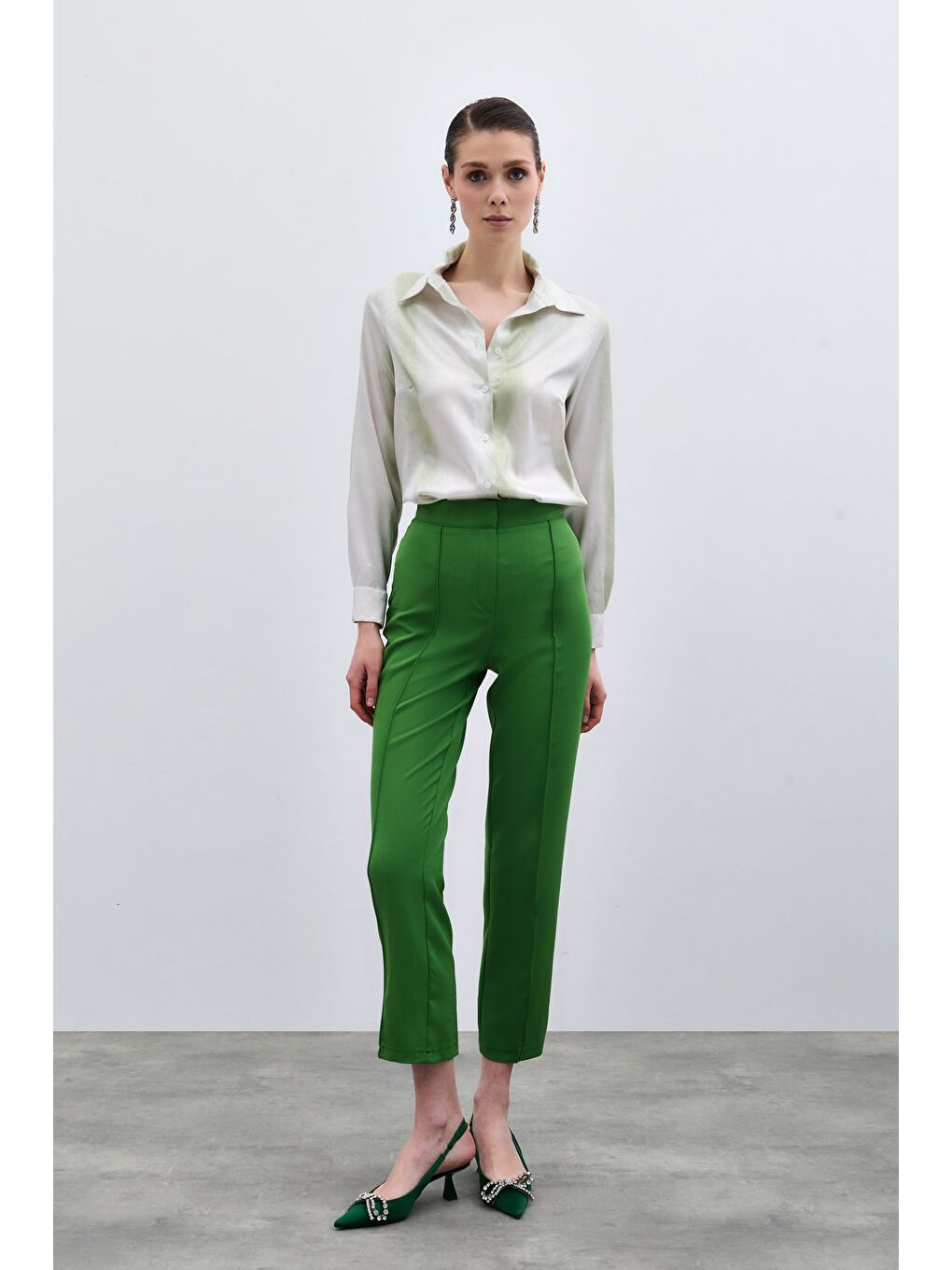 Nervür Detaylı Klasik Pantolon - Yeşil-3
