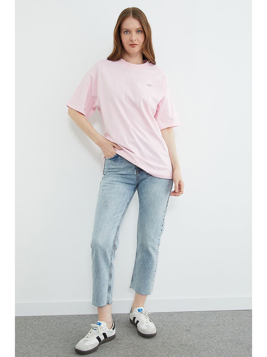 Pembe Metal Aksesuarlı Bisiklet Yaka Salaş Tişört-2