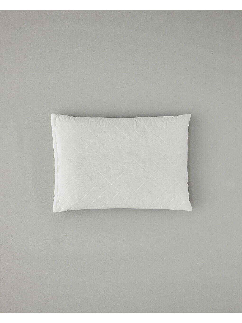 Pamuklu Kapitoneli Yastık Koruyucu Beyaz