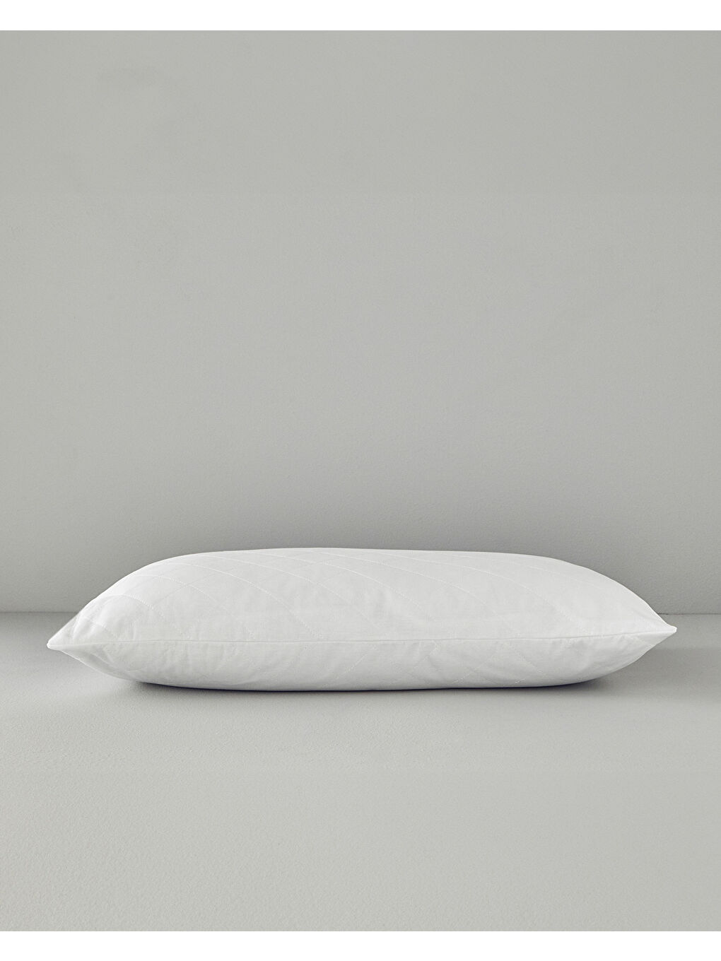 Pamuklu Kapitoneli Yastık Koruyucu Beyaz-3