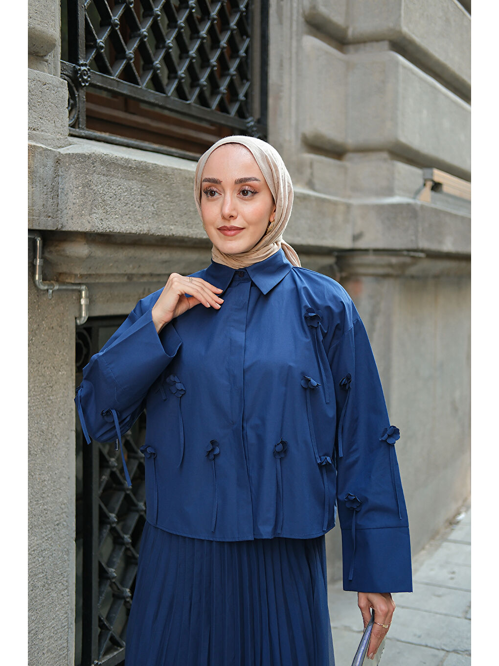 Kadın Çiçek Desenli Gömlek Lacivert-2