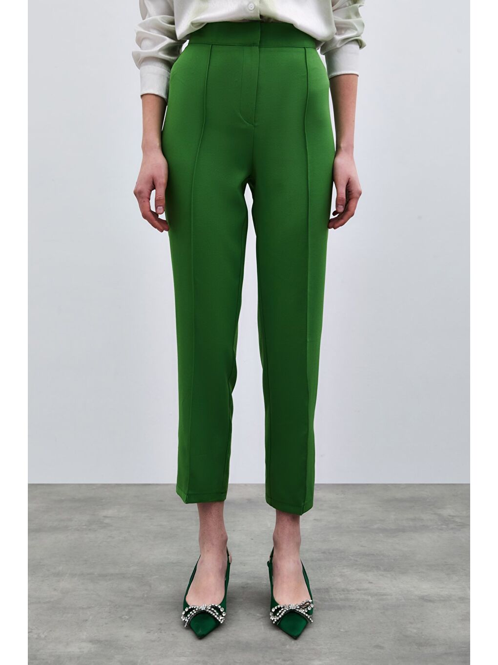 Nervür Detaylı Klasik Pantolon - Yeşil-5