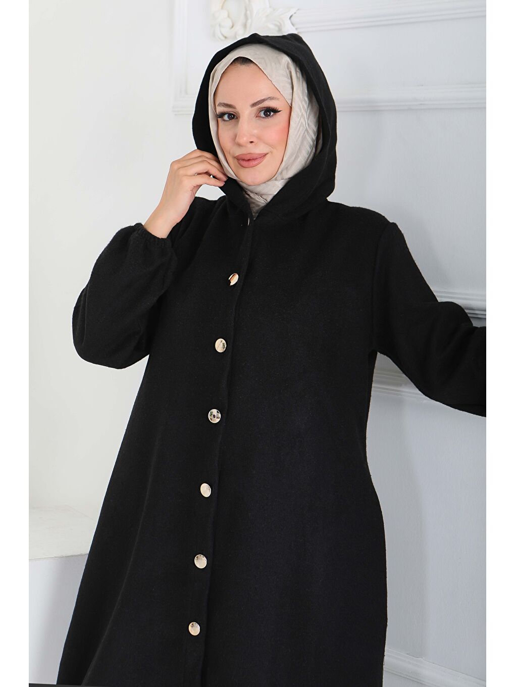 Düğmeli Bileği Lastikli Kaşe Siyah - 28027-SIYAH-3