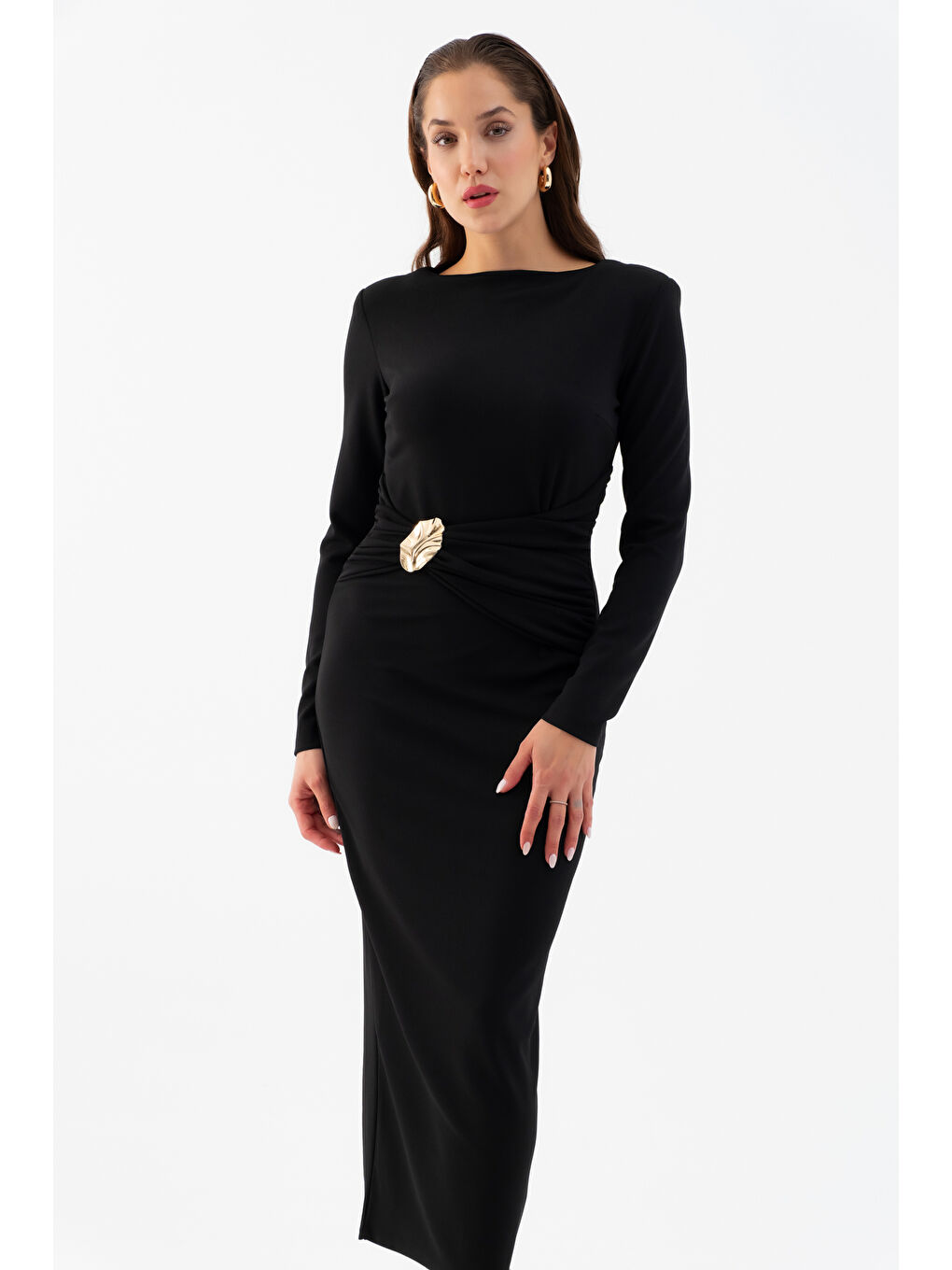 Kadın Siyah Vatkalı Bel Büzgülü Midi Elbise-2