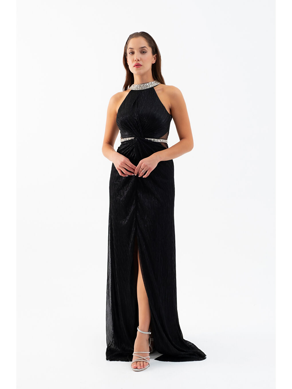 Kadın Siyah Halter Yaka Taşlı Uzun Abiye Elbise-1