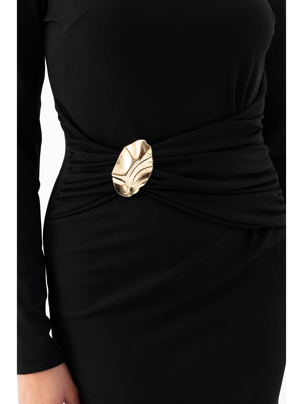 Kadın Siyah Vatkalı Bel Büzgülü Midi Elbise-3