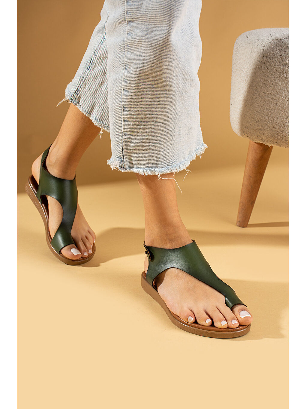 Haki Parmak Arası Kadın Sandalet 51-837-23-2