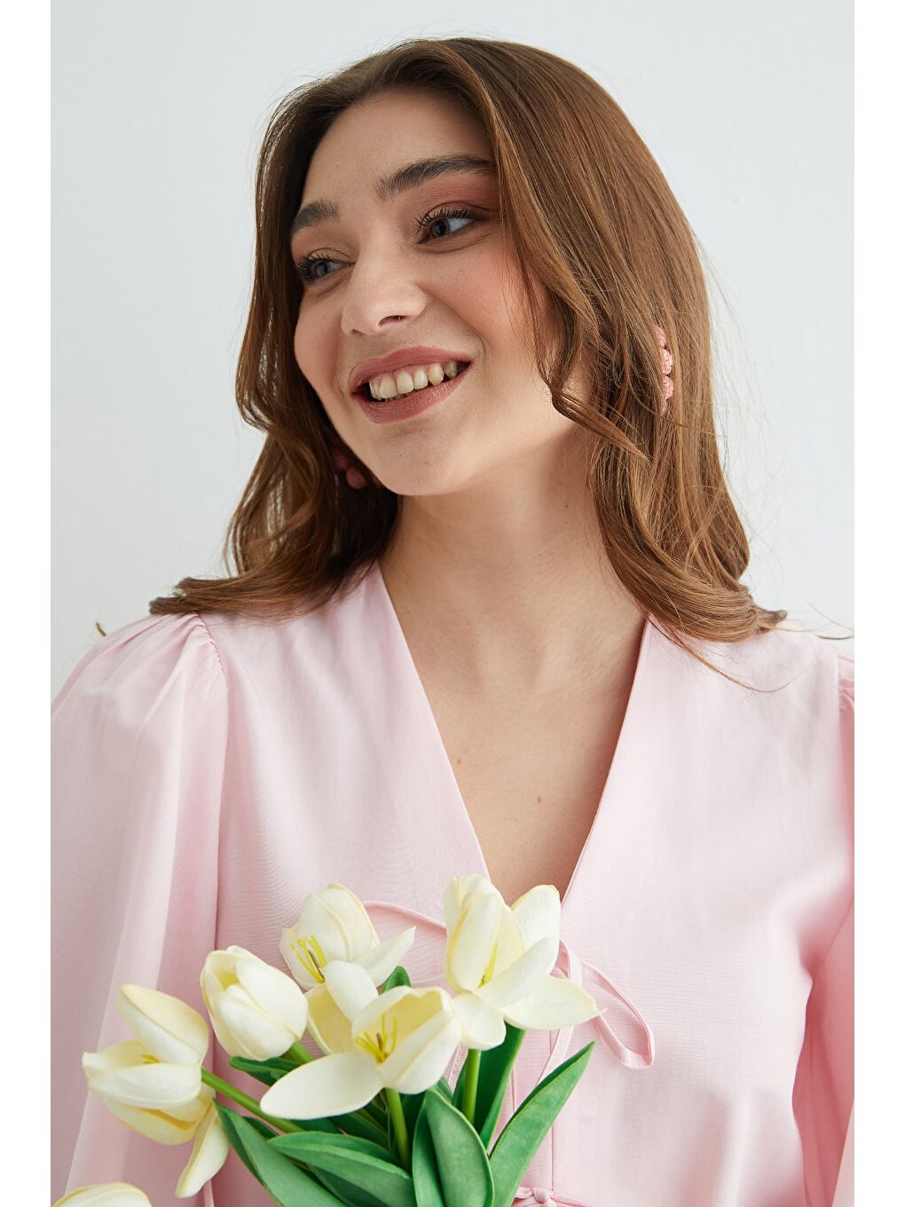 Pembe Önden Bağlamalı Geniş Kol Bluz-1