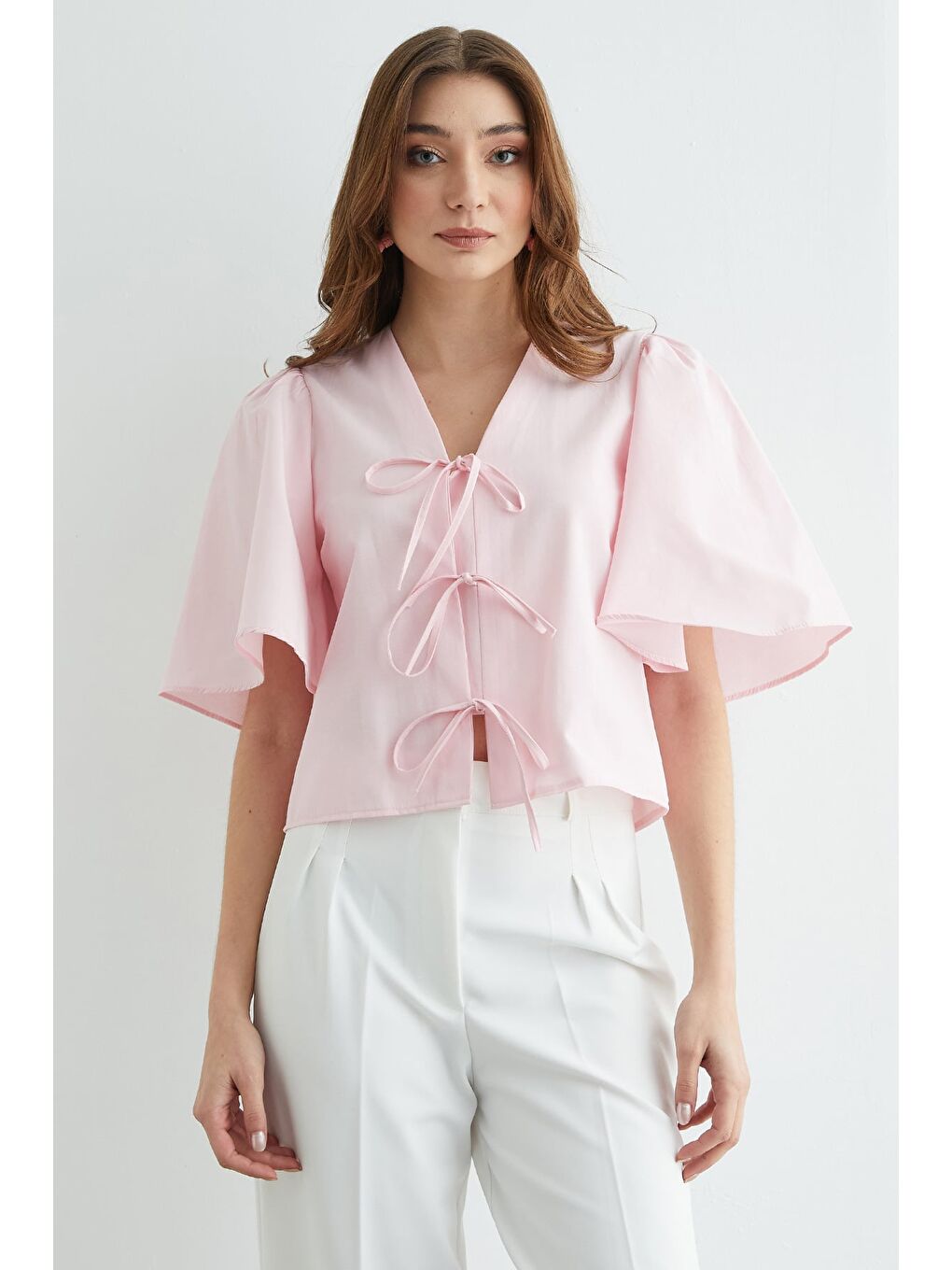 Pembe Önden Bağlamalı Geniş Kol Bluz-3