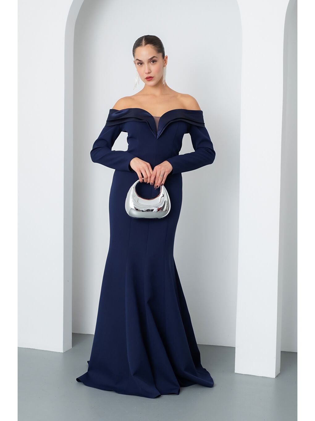 Kadın Lacivert Kayık Yaka Uzun Balık Abiye Elbise-1