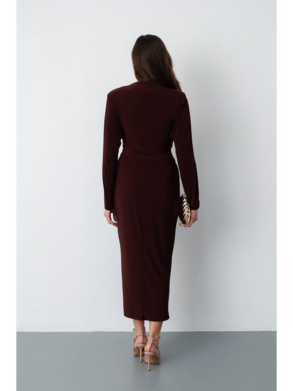 Kadın Kahverengi V Yaka Midi Elbise-5