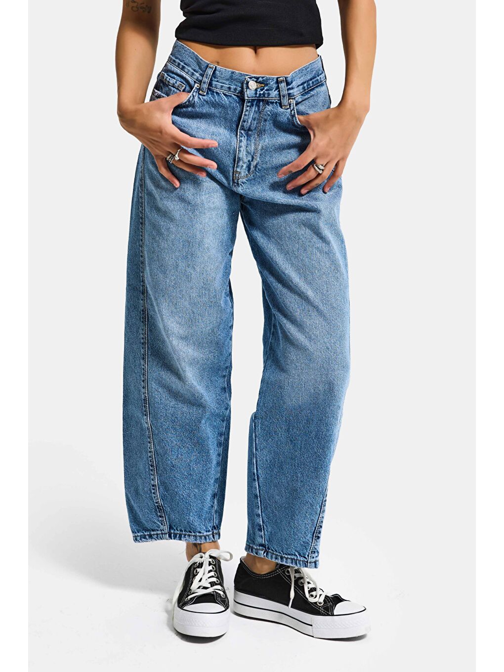 Kadın Mavi Renk 4s6-4 Carrot Fit Rahat Kesim İç boy 67cm %100 Pamuk Denim Jean-1