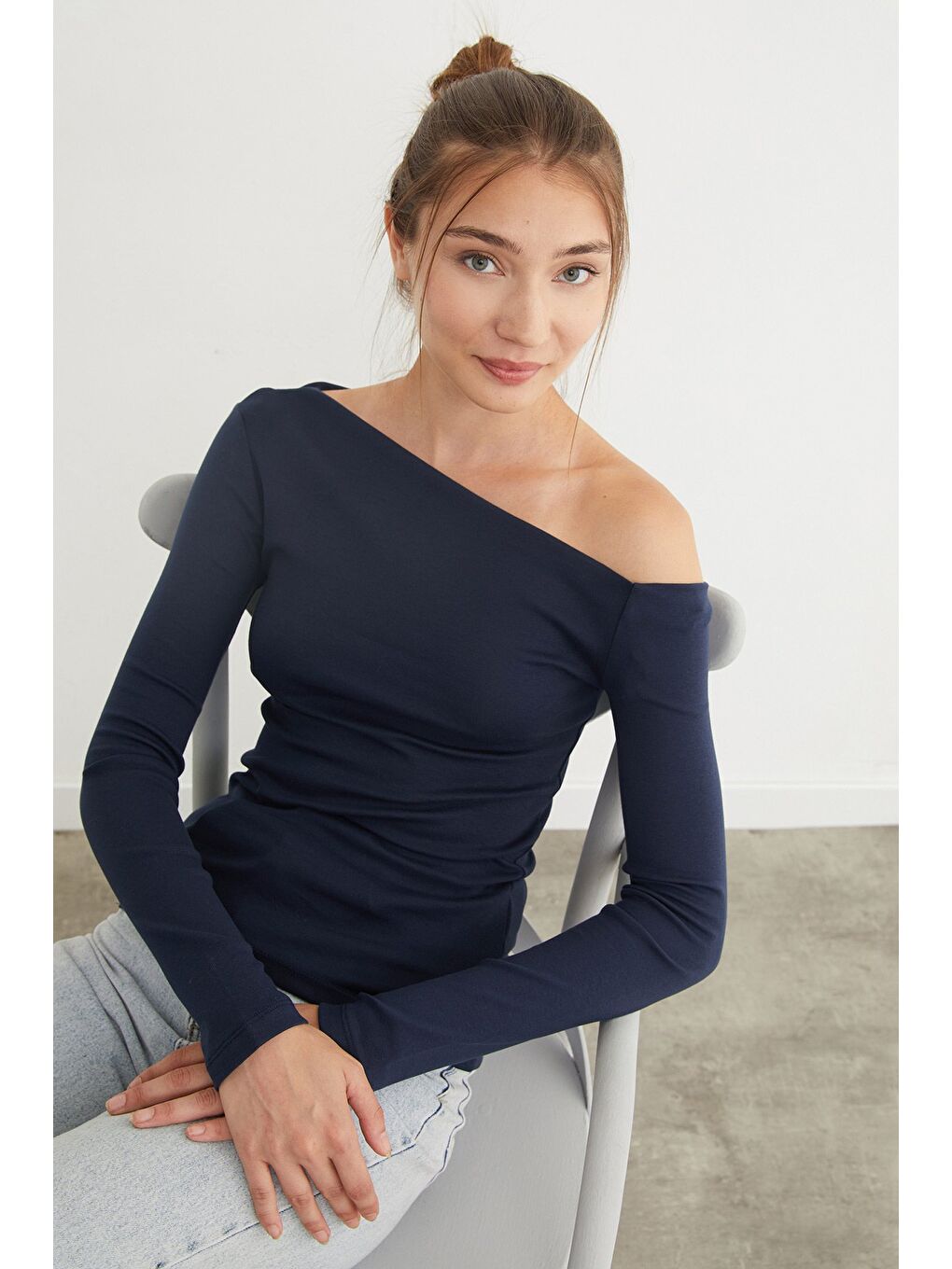 Lacivert Basic Kayık Yaka Modal Bluz-1