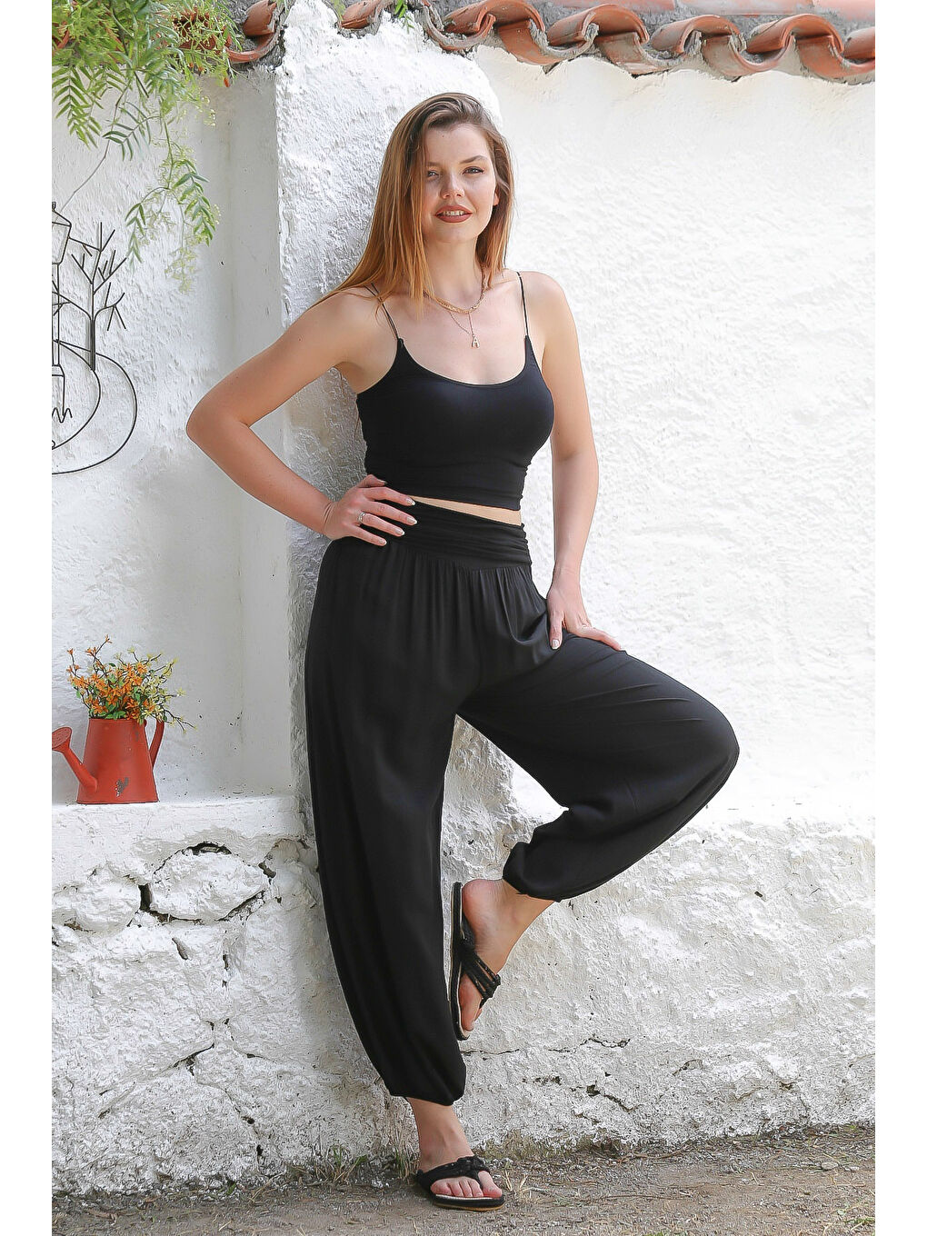 İtalyan Siyah Dokuma Ekstra Yüksek Bel Lastikli Paça Casual Viskon Pantolon