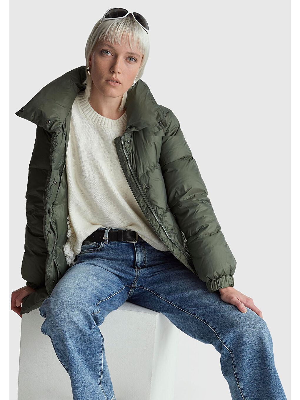 Ekru Kadın Krem Yün ve Akrilik Karışımlı Ribana Detaylı Bisiklet Yaka Kazak-4