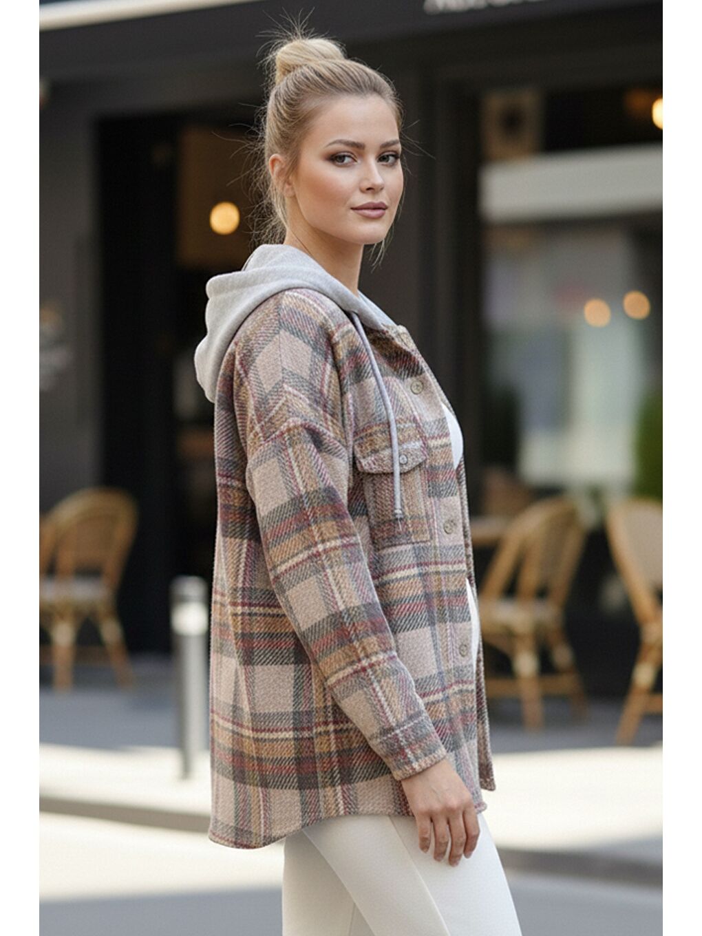 Bej-Kahve Çizgili Kapüşonlu Uzun Kol Oduncu Ekose Düğmeli Cepli Dokuma Gömlek 68 65-1