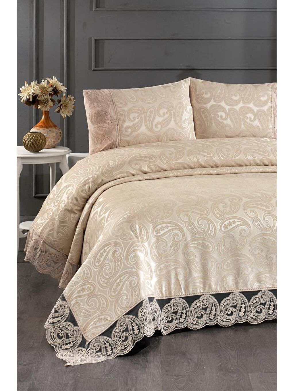 Şal 3 Parça Çift Kişilik Yatak Örtüsü Bej