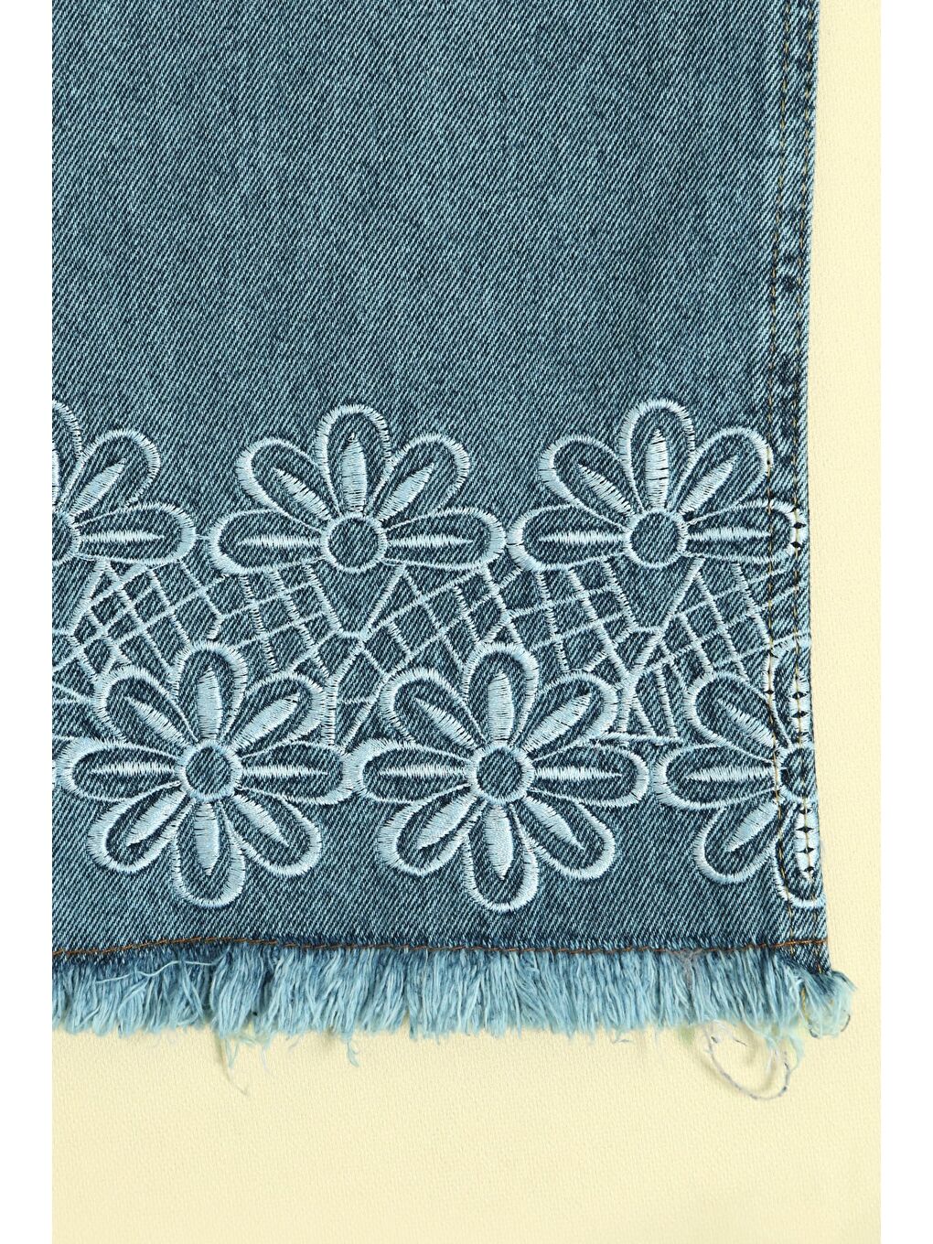 Mavi Beli Ayarlanabilir Çiçek Nakışlı Kız Çocuk Pantolon-1