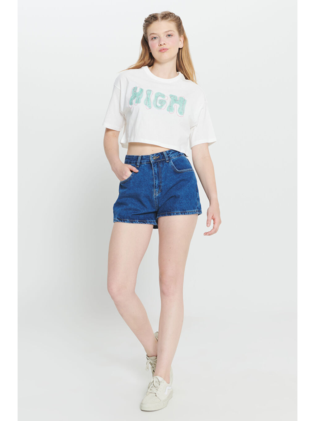 Ekru %100 Pamuk Oversize Fit Bol Kesim Bisiklet Yaka Baskılı Tişört-1