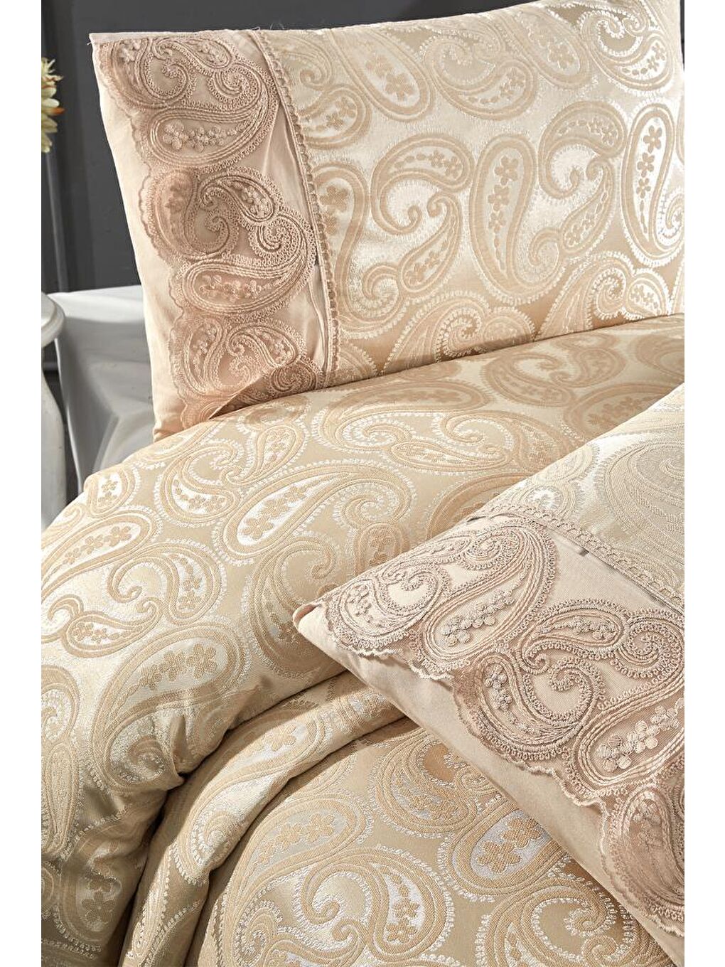 Şal 3 Parça Çift Kişilik Yatak Örtüsü Bej-6