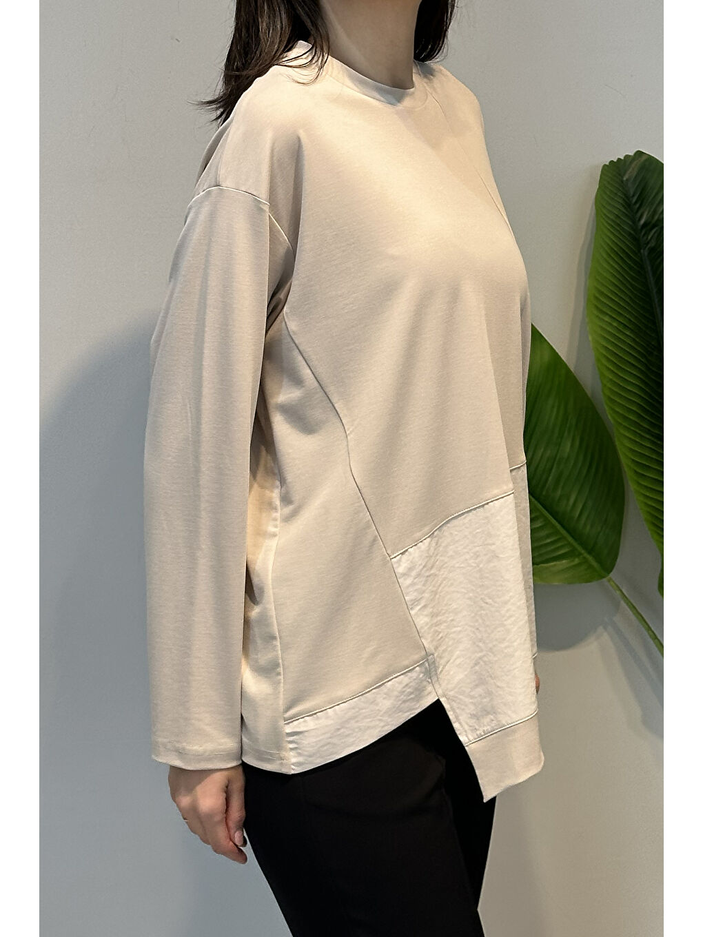 Bej Uzun Kollu Bambu Bluz 132 Taş-2