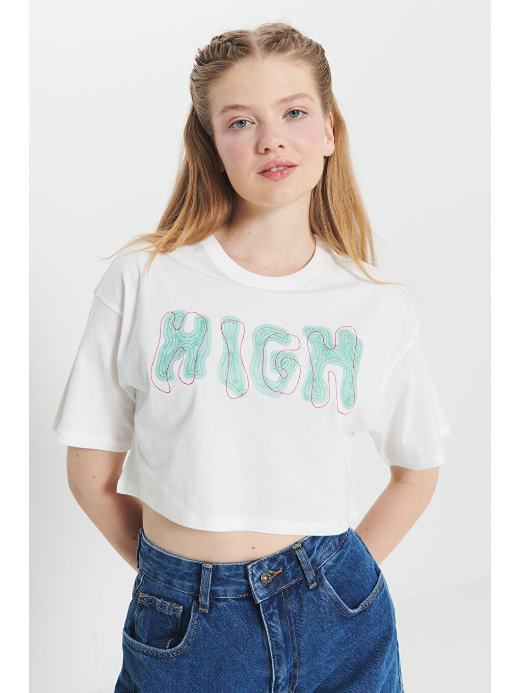 Ekru %100 Pamuk Oversize Fit Bol Kesim Bisiklet Yaka Baskılı Tişört-3