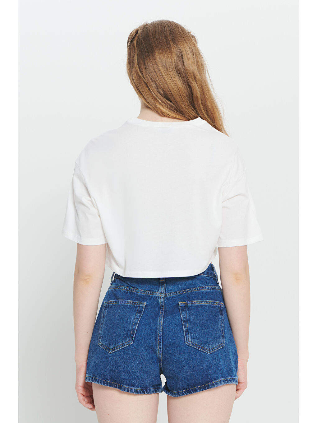 Ekru %100 Pamuk Oversize Fit Bol Kesim Bisiklet Yaka Baskılı Tişört-4