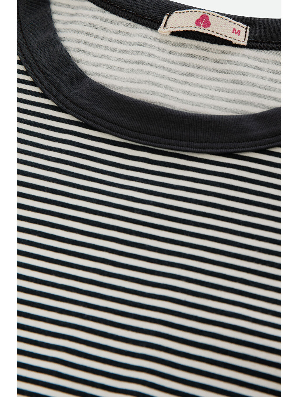 Lila Kadın Pamuklu Yandan Yırtmaç Detaylı Çizgili Kısa Kollu Şort Takımı-3