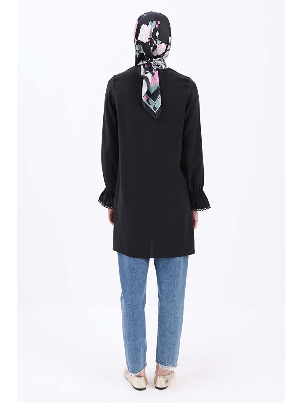 Siyah Fisto Detaylı Düğmeli Tunik-3