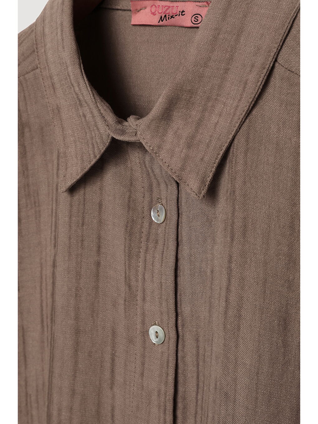 Dokulu Düğmeli Geniş Gömlek Kahverengi-1