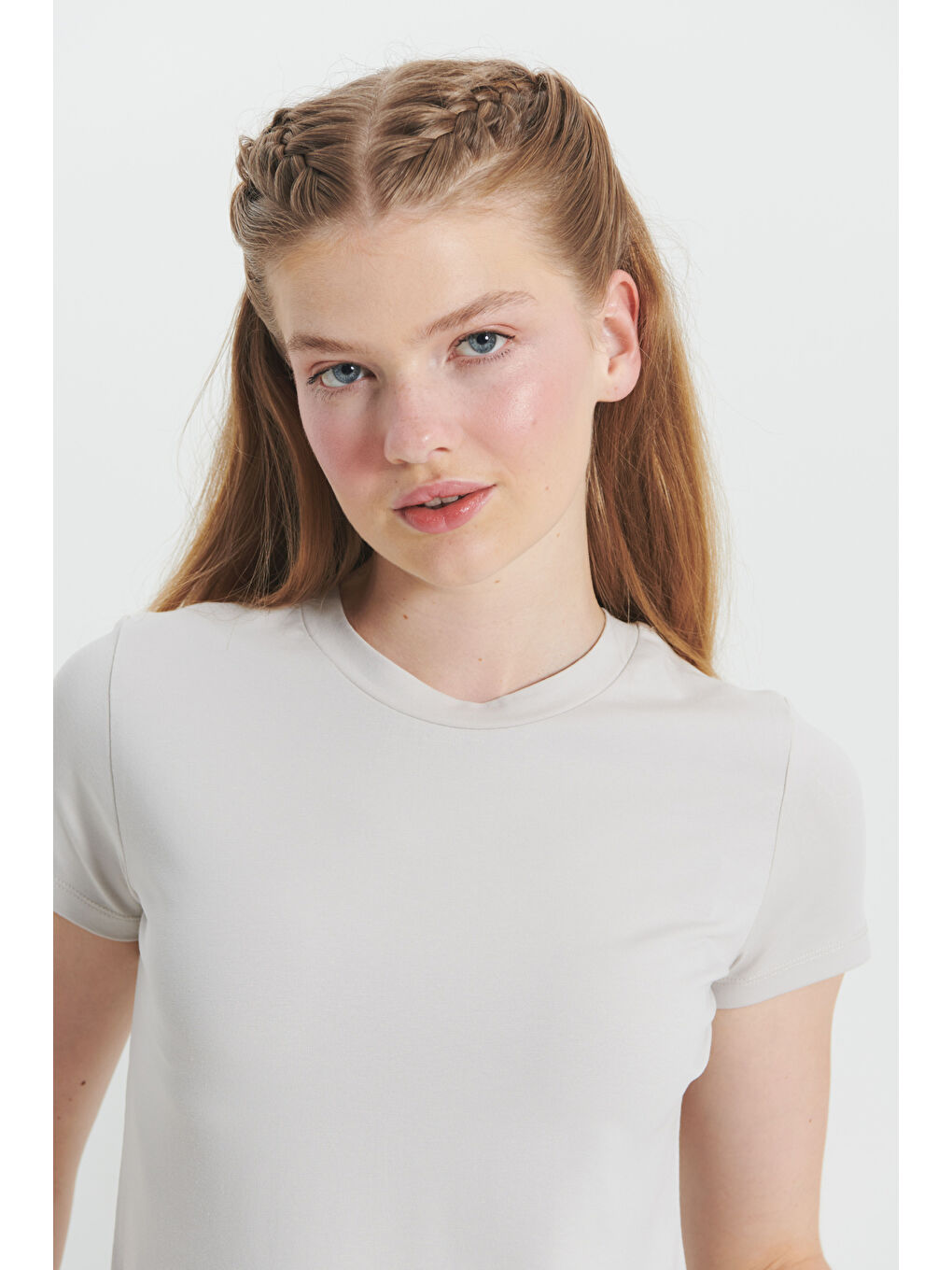 Bej Taş Slim Fit Dar Kesim Pamuklu Esnek Bisiklet Yaka Tişört-3