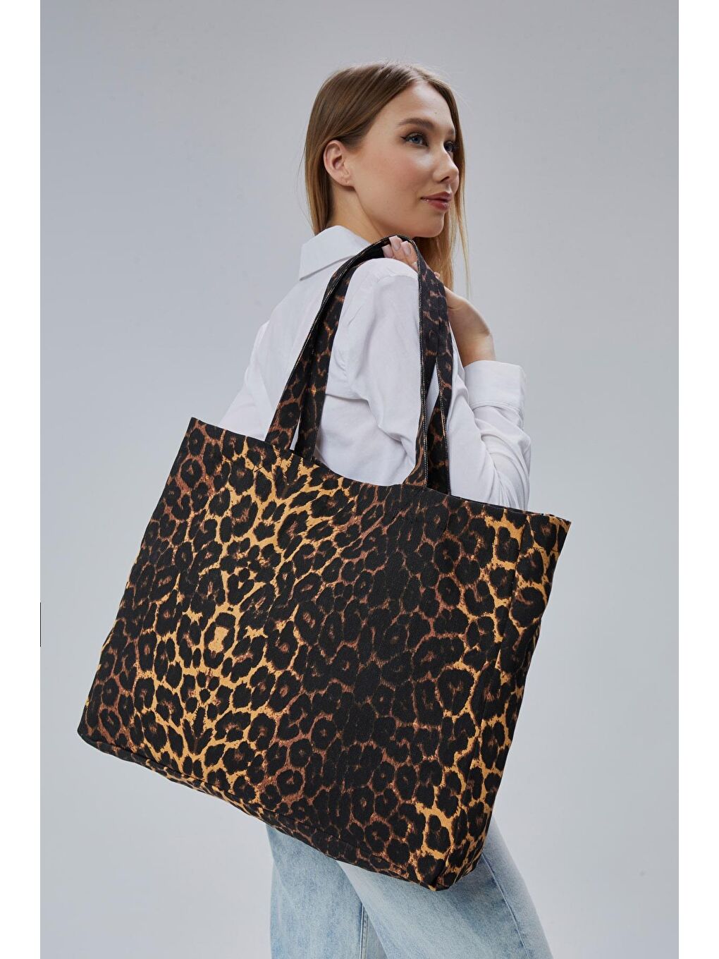 Kahverengi Geçişli Leopar Desen Büyük Boy Çanta-5