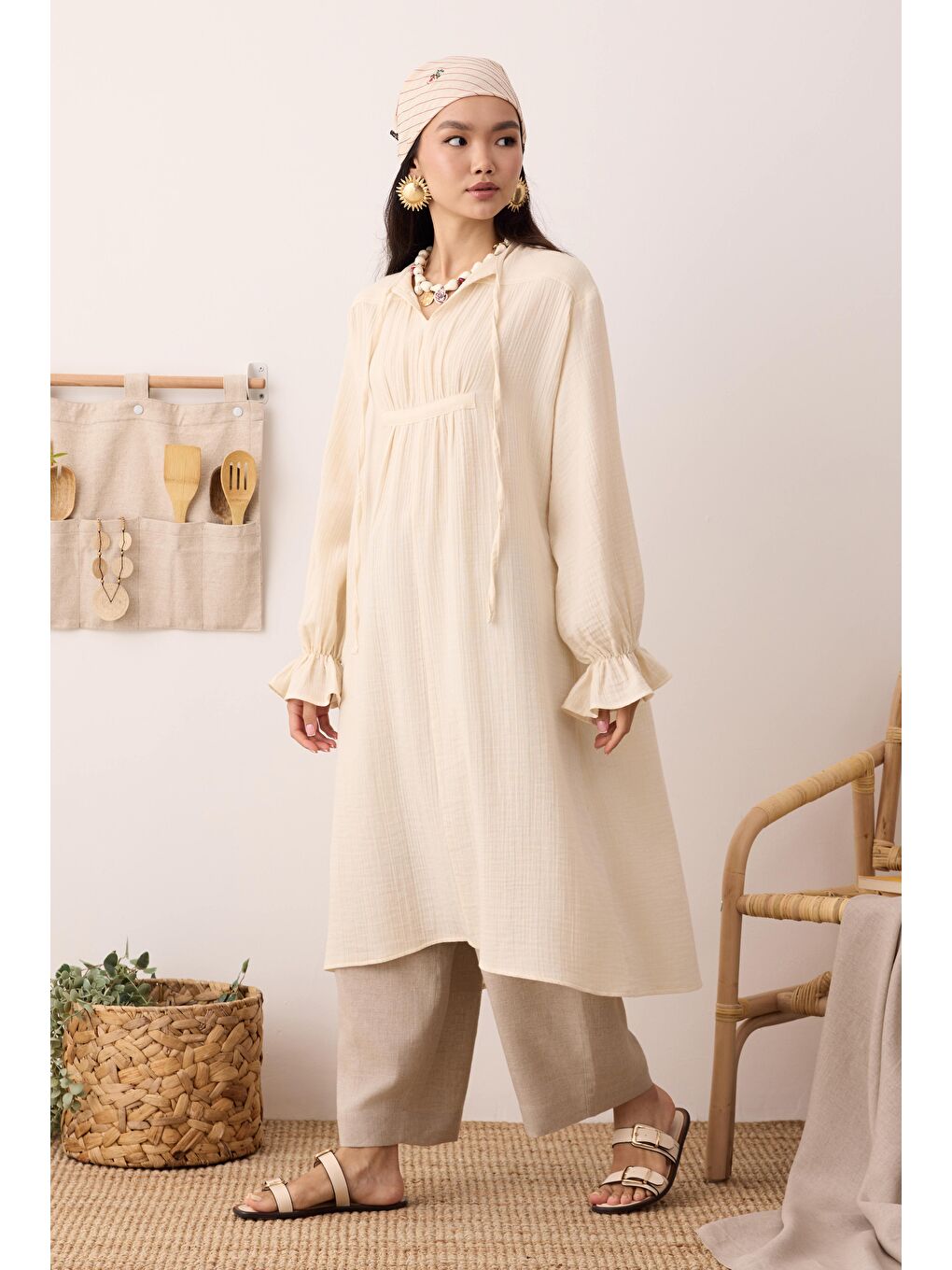 Bej Çok Büzgülü Müslin Tunik Kemik