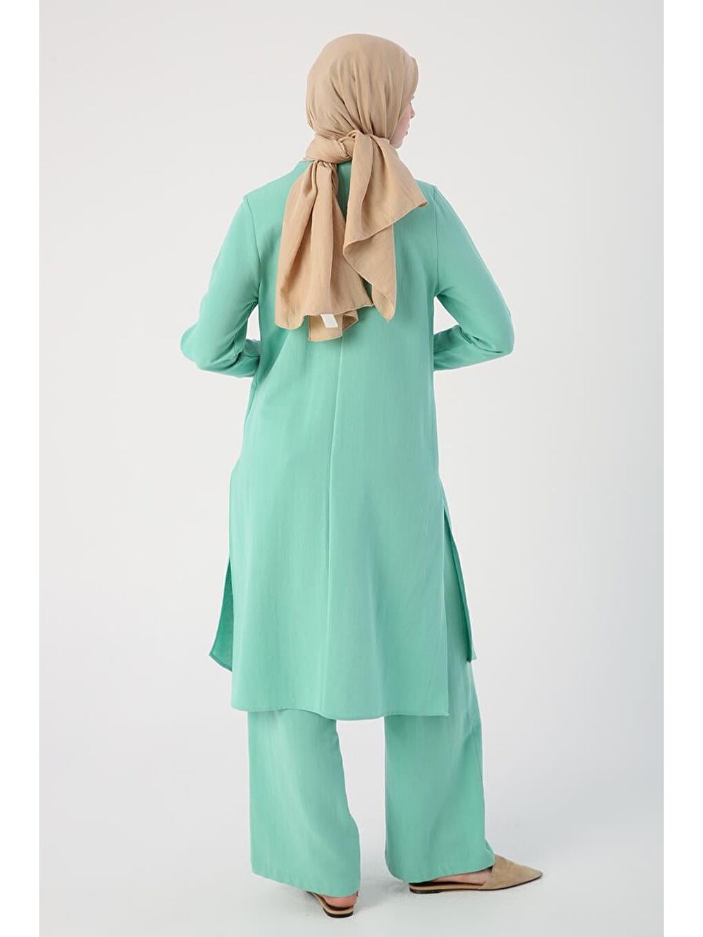 Soft Yeşil-Dik Yaka Önden Yırtmaçlı Viskon Keten Tunik-3