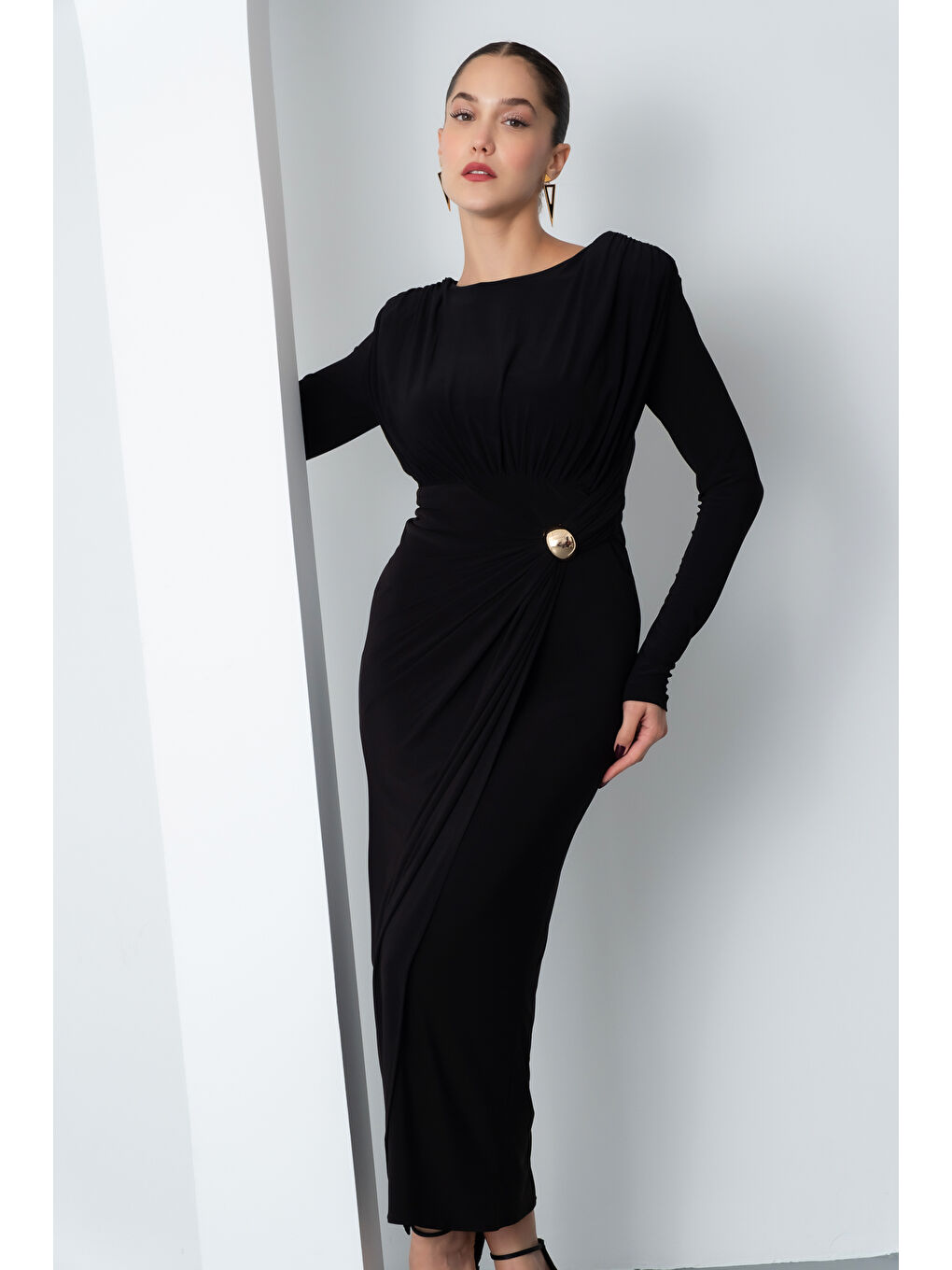 Kadın Siyah Büzgü Detay Kruvaze Midi Elbise-2